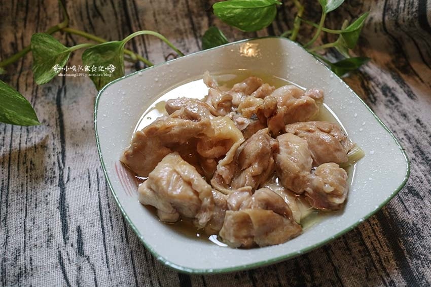 IMG_9799.jpg IMG_9799.jpg