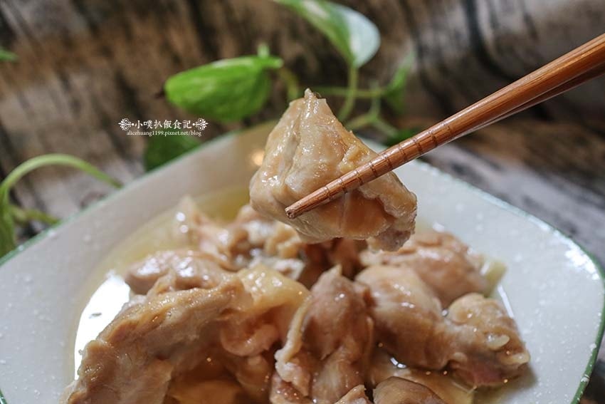 IMG_9805.jpg IMG_9805.jpg