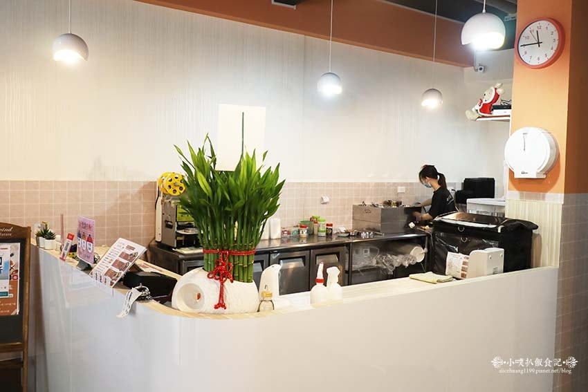 IMG_0005.jpg IMG_0005.jpg