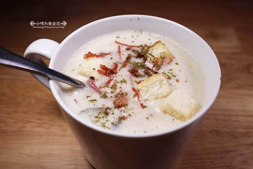 IMG_2742.jpg IMG_2742.jpg