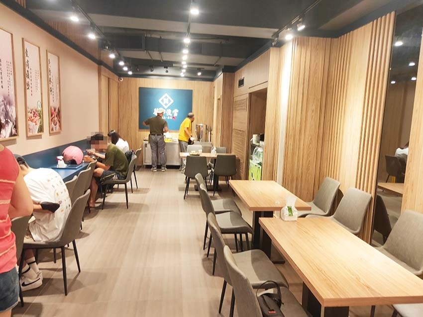 IMG20220830175443.jpg IMG20220830175443.jpg