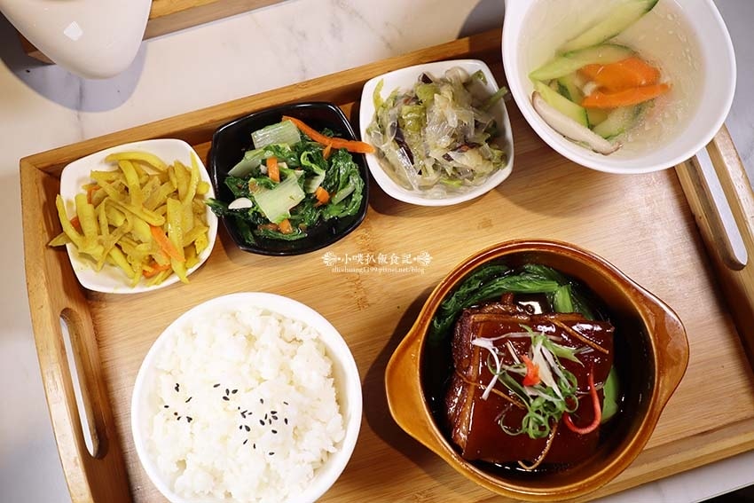 IMG_4044.jpg IMG_4044.jpg