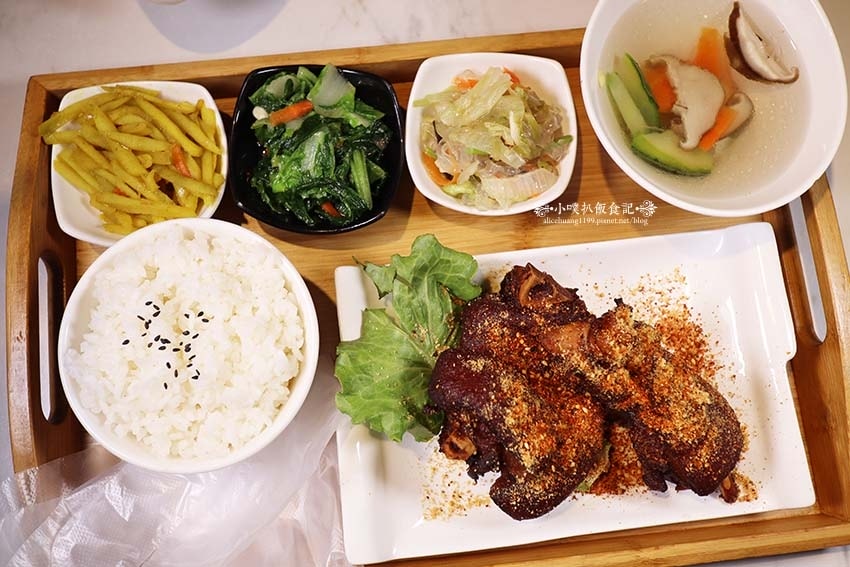 IMG_4032.jpg IMG_4032.jpg