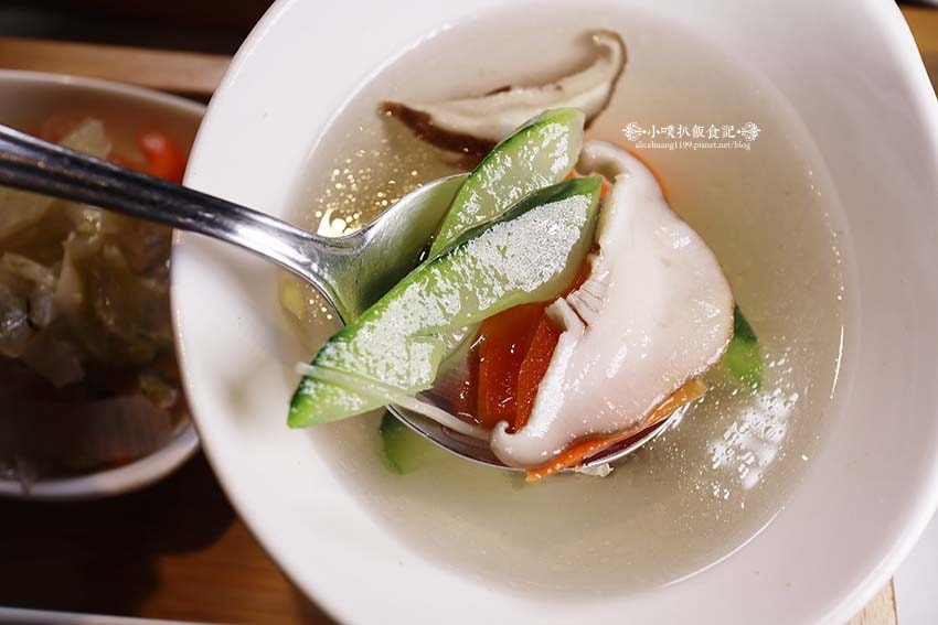 IMG_4090.jpg IMG_4090.jpg