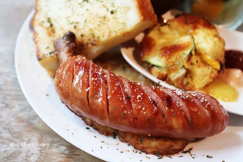 IMG_5477.jpg IMG_5477.jpg