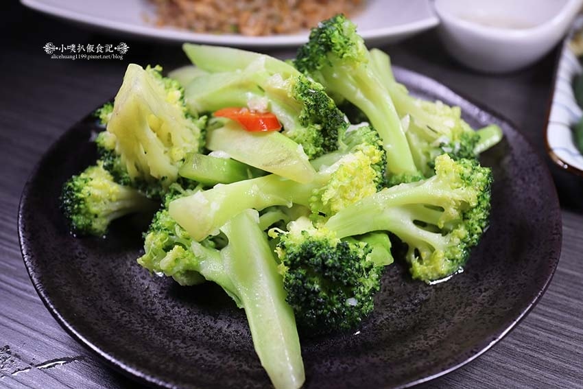 IMG_0512.jpg IMG_0512.jpg