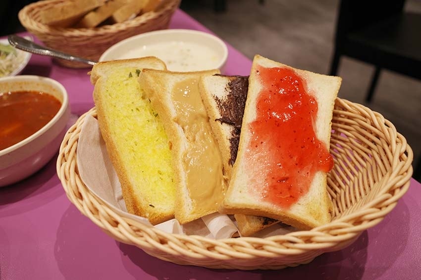 R0000325.jpg R0000325.jpg