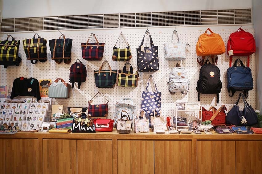 【高雄景點】『袋寶觀光工場.袋包主題故事館』近獅甲(勞工公園 【高雄景點】『袋寶觀光工場.袋包主題故事館』近獅甲(勞工公園