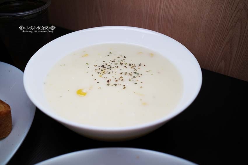 R0001893.jpg R0001893.jpg