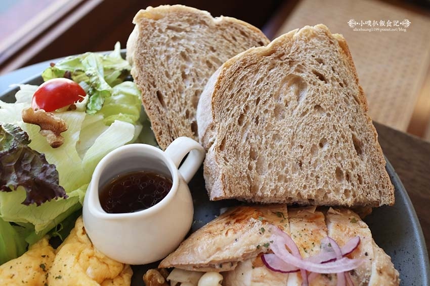 IMG_2048.jpg IMG_2048.jpg