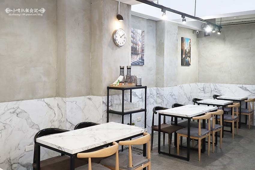 IMG_2221.jpg IMG_2221.jpg