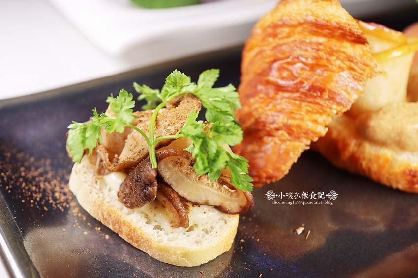 IMG_2951.jpg IMG_2951.jpg