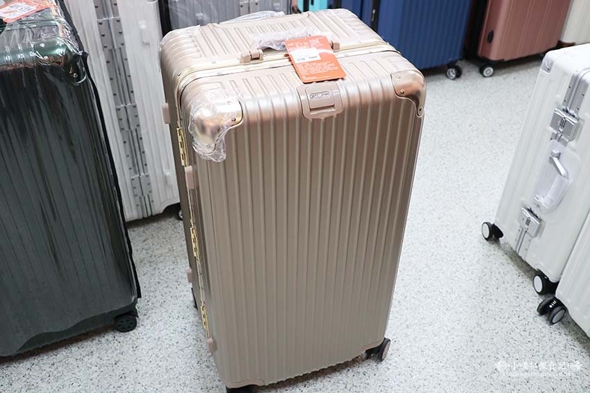 30吋運動鋁框箱.jpg 30吋運動鋁框箱.jpg