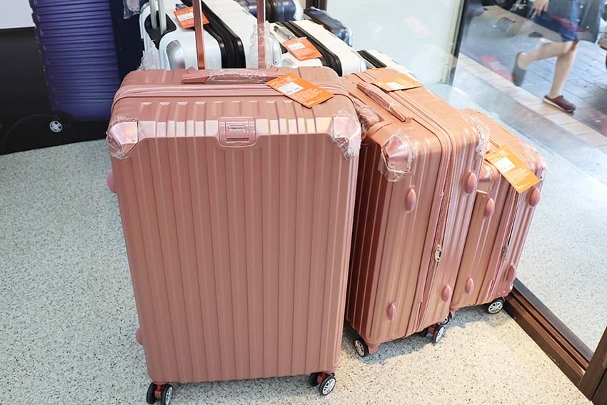 磨砂避震行李箱02.jpg 磨砂避震行李箱02.jpg