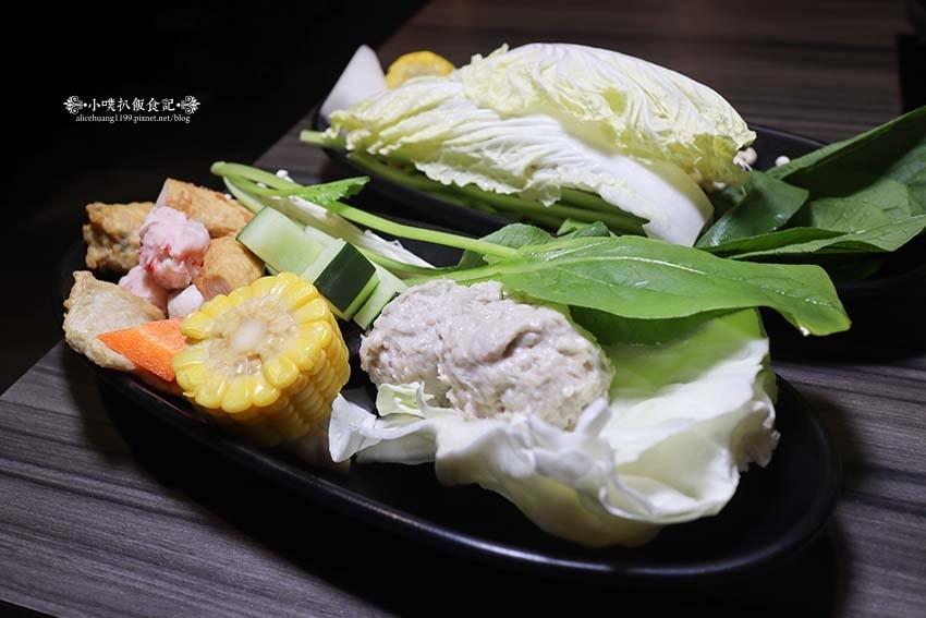 【新莊火鍋推薦】『狂一鍋 新莊復興店』近新莊站/一位難求的台 【新莊火鍋推薦】『狂一鍋 新莊復興店』近新莊站/一位難求的台