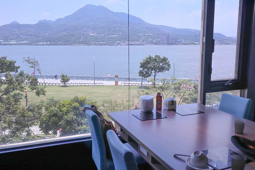 【淡水火鍋推薦】『肉多多火鍋淡水中正店』近淡水站/網路溫度計 【淡水火鍋推薦】『肉多多火鍋淡水中正店』近淡水站/網路溫度計