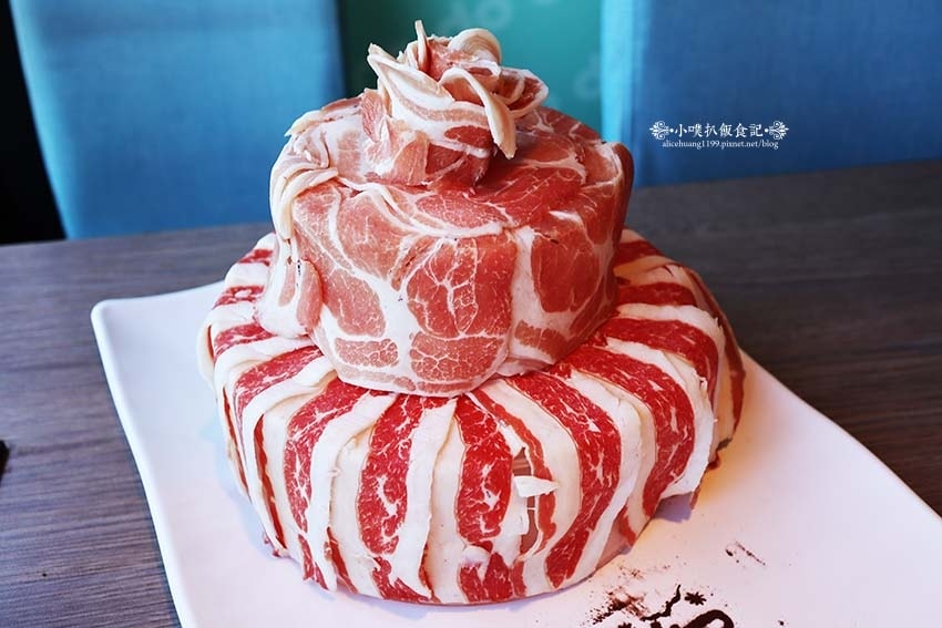 【淡水火鍋推薦】『肉多多火鍋淡水中正店』近淡水站/網路溫度計 【淡水火鍋推薦】『肉多多火鍋淡水中正店』近淡水站/網路溫度計