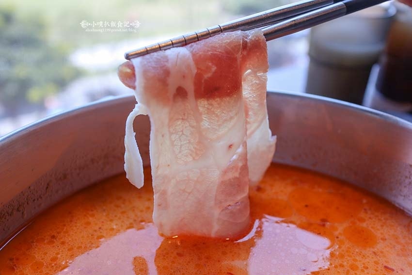 【淡水火鍋推薦】『肉多多火鍋淡水中正店』近淡水站/網路溫度計 【淡水火鍋推薦】『肉多多火鍋淡水中正店』近淡水站/網路溫度計