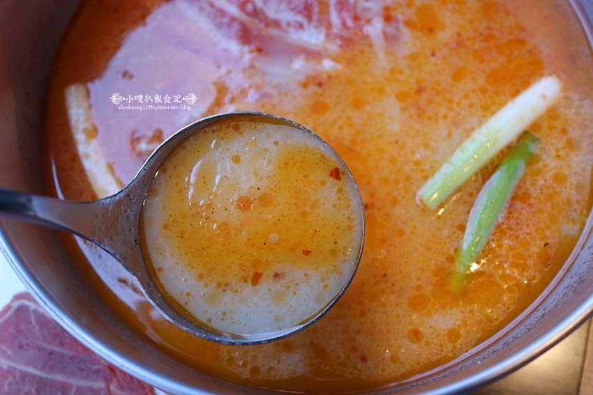 【淡水火鍋推薦】『肉多多火鍋淡水中正店』近淡水站/網路溫度計 【淡水火鍋推薦】『肉多多火鍋淡水中正店』近淡水站/網路溫度計