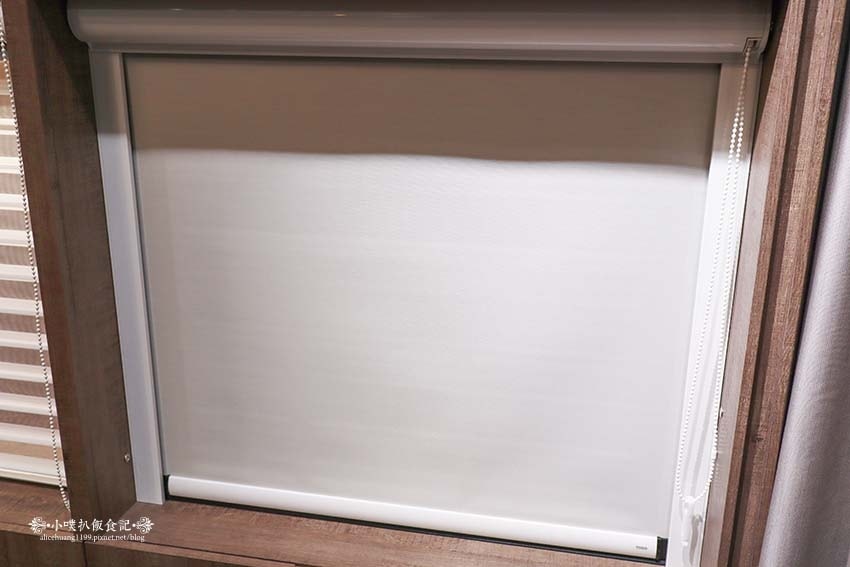 遮光捲簾01.jpg 遮光捲簾01.jpg