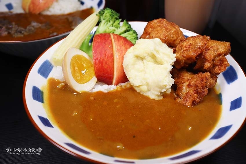 【永和美食】『咖哩胖胖 四號公園店』近永安市場站、四號公園/ 【永和美食】『咖哩胖胖 四號公園店』近永安市場站、四號公園/