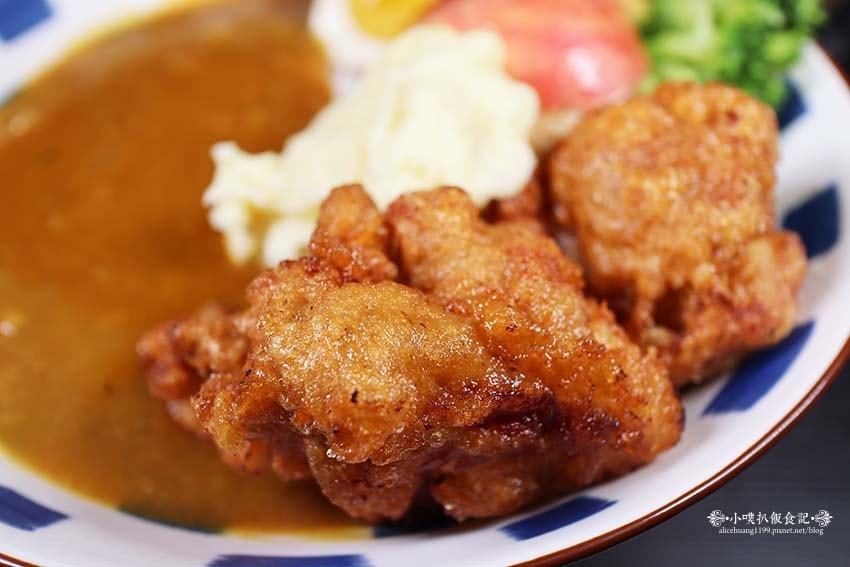 【永和美食】『咖哩胖胖 四號公園店』近永安市場站、四號公園/ 【永和美食】『咖哩胖胖 四號公園店』近永安市場站、四號公園/