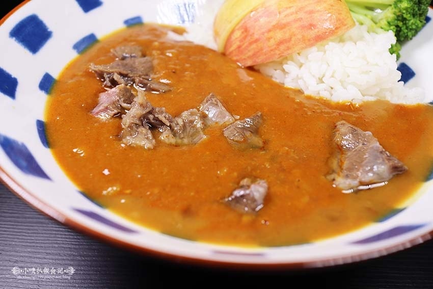 【永和美食】『咖哩胖胖 四號公園店』近永安市場站、四號公園/ 【永和美食】『咖哩胖胖 四號公園店』近永安市場站、四號公園/