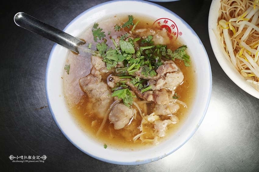 【中和美食】『大胖肉焿 光華總店』中永和在地小吃/超人氣排隊 【中和美食】『大胖肉焿 光華總店』中永和在地小吃/超人氣排隊