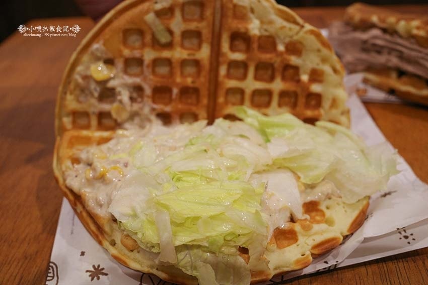 【中和美食】『小木屋鬆餅 中和南山店』平價、高CP值點心/銅 【中和美食】『小木屋鬆餅 中和南山店』平價、高CP值點心/銅