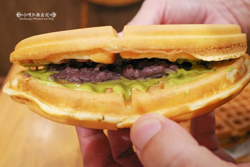 【中和美食】『小木屋鬆餅 中和南山店』平價、高CP值點心/銅 【中和美食】『小木屋鬆餅 中和南山店』平價、高CP值點心/銅