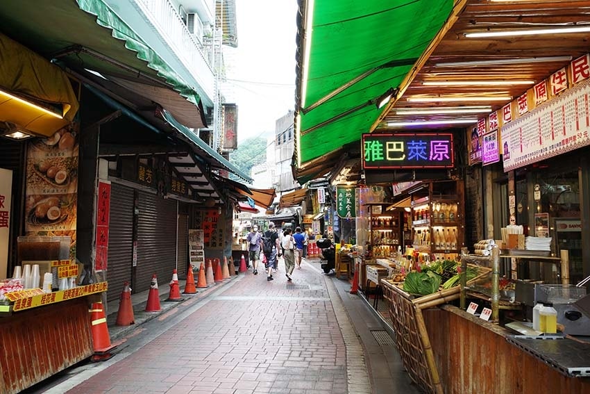 【2023烏來景點一日遊】烏來景點推薦/烏來老街美食/搭乘烏