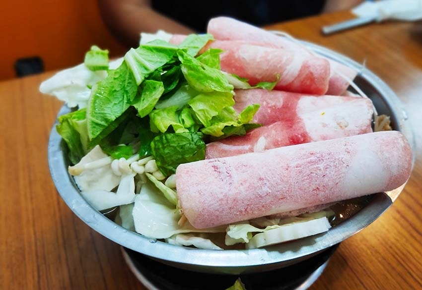 【永和美食】『8鍋永貞店』近永安市場站/平價、CP值超高/超 【永和美食】『8鍋永貞店』近永安市場站/平價、CP值超高/超