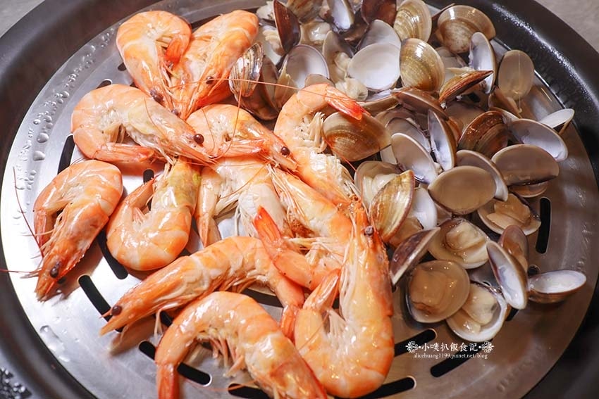 【新莊美食餐廳】『濤濤海鮮蒸氣鍋』近新莊副都心站/新鮮海陸大 【新莊美食餐廳】『濤濤海鮮蒸氣鍋』近新莊副都心站/新鮮海陸大