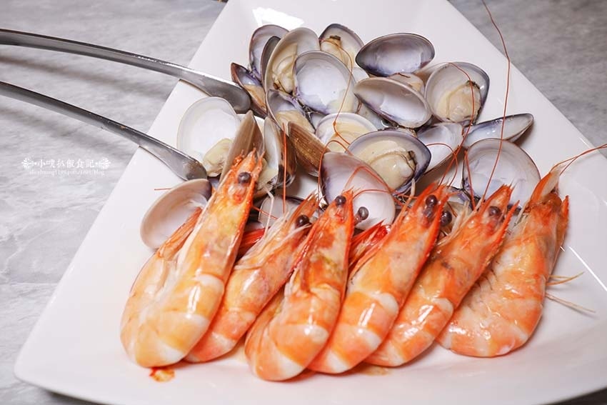 【新莊美食餐廳】『濤濤海鮮蒸氣鍋』近新莊副都心站/新鮮海陸大 【新莊美食餐廳】『濤濤海鮮蒸氣鍋』近新莊副都心站/新鮮海陸大