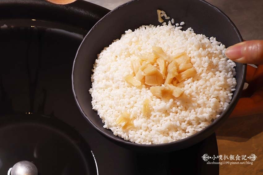 【新莊美食餐廳】『濤濤海鮮蒸氣鍋』近新莊副都心站/新鮮海陸大 【新莊美食餐廳】『濤濤海鮮蒸氣鍋』近新莊副都心站/新鮮海陸大