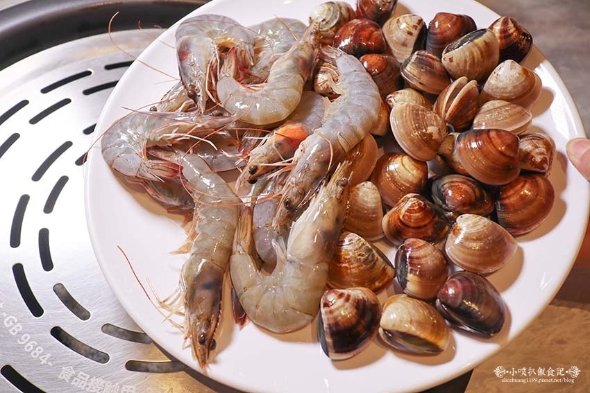 【新莊美食餐廳】『濤濤海鮮蒸氣鍋』近新莊副都心站/新鮮海陸大 【新莊美食餐廳】『濤濤海鮮蒸氣鍋』近新莊副都心站/新鮮海陸大