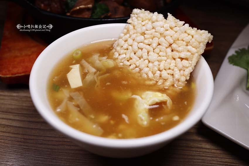 【台北聚會餐廳推薦】『欣葉小聚 環球中和店』台北米其林必比登 【台北聚會餐廳推薦】『欣葉小聚 環球中和店』台北米其林必比登