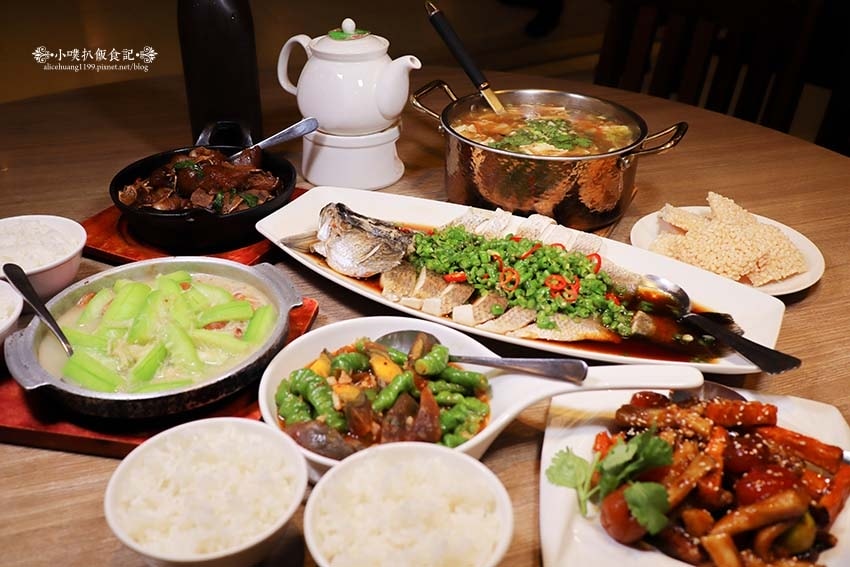 【台北聚會餐廳推薦】『欣葉小聚 環球中和店』台北米其林必比登 【台北聚會餐廳推薦】『欣葉小聚 環球中和店』台北米其林必比登