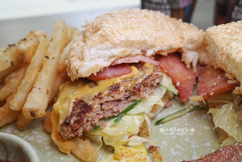 【永和早午餐】『墨爾漢堡More Burger 永和保平店』 【永和早午餐】『墨爾漢堡More Burger 永和保平店』