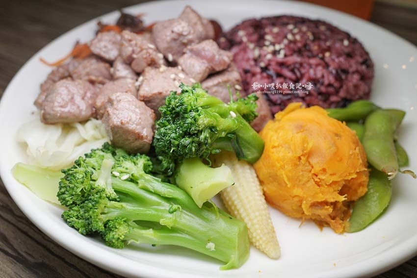 【永和美食】『72度C舒肥健康餐 永和保平店』近樂華夜市/選 【永和美食】『72度C舒肥健康餐 永和保平店』近樂華夜市/選