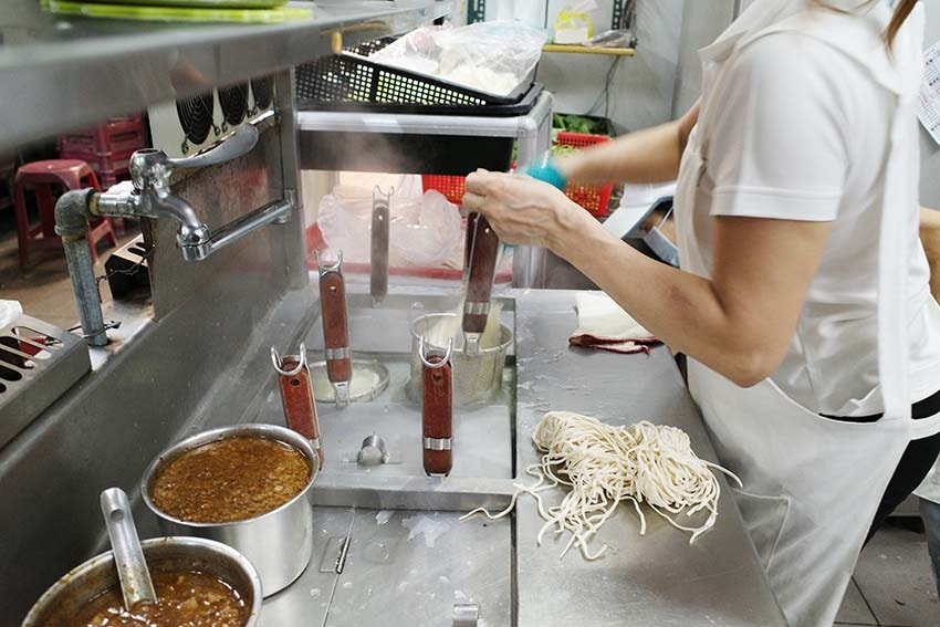 【中和美食】『阿敏水餃牛肉麵』近永安市場站/四號公園周邊美食 【中和美食】『阿敏水餃牛肉麵』近永安市場站/四號公園周邊美食