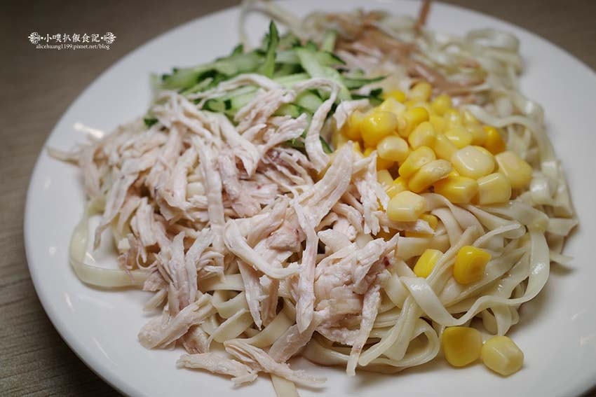 【嘉義美食】『諸羅山社涼麵店』嘉義的涼麵,就是要加美乃滋/嘉 【嘉義美食】『諸羅山社涼麵店』嘉義的涼麵,就是要加美乃滋/嘉