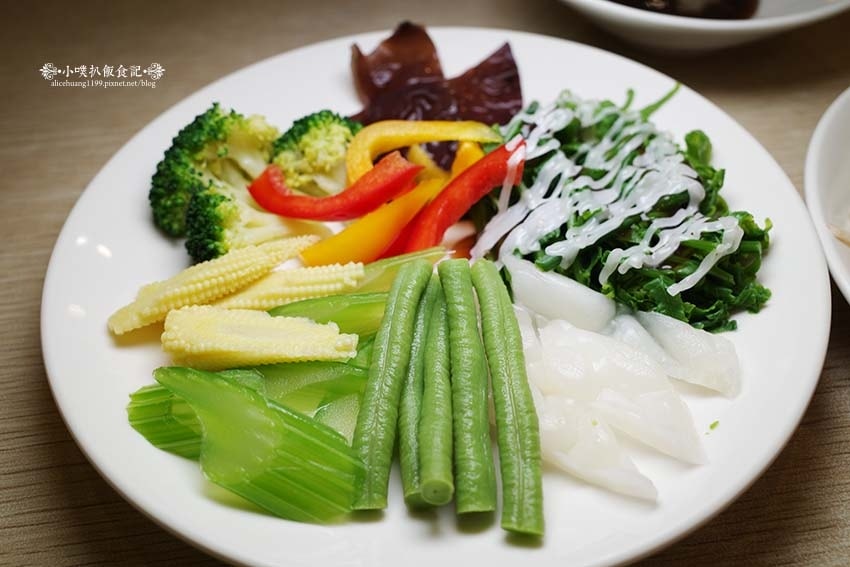 【嘉義美食】『諸羅山社涼麵店』嘉義的涼麵,就是要加美乃滋/嘉 【嘉義美食】『諸羅山社涼麵店』嘉義的涼麵,就是要加美乃滋/嘉