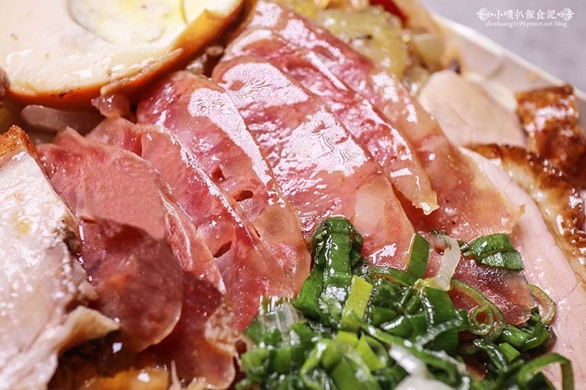 【新店美食】『名門燒臘專專門店 新店店』近七張站/40年老字 【新店美食】『名門燒臘專專門店 新店店』近七張站/40年老字