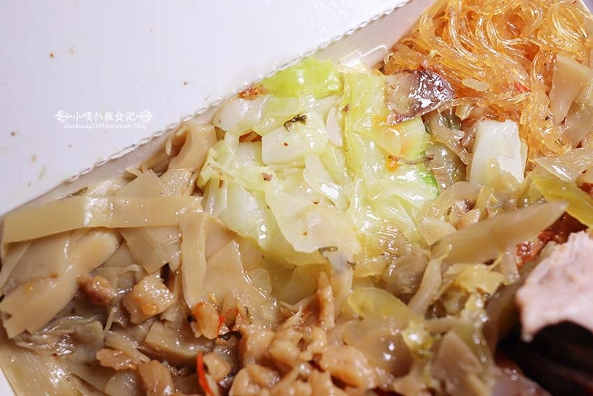 【新店美食】『名門燒臘專專門店 新店店』近七張站/40年老字 【新店美食】『名門燒臘專專門店 新店店』近七張站/40年老字