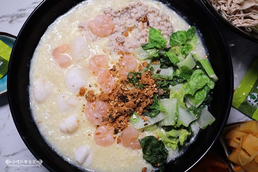 【新莊美食】『食在幸福-邱記 新莊民本店』新莊廣東粥、涼麵/ 【新莊美食】『食在幸福-邱記 新莊民本店』新莊廣東粥、涼麵/