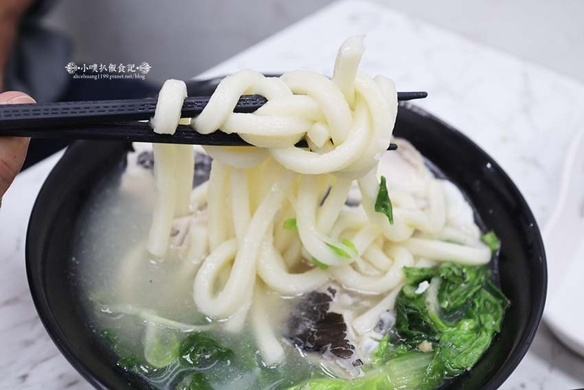 【新莊美食】『食在幸福-邱記 新莊民本店』新莊廣東粥、涼麵/ 【新莊美食】『食在幸福-邱記 新莊民本店』新莊廣東粥、涼麵/