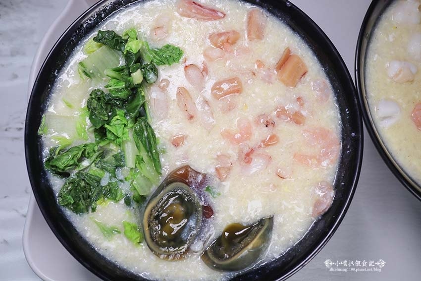 【新莊美食】『食在幸福-邱記 新莊民本店』新莊廣東粥、涼麵/ 【新莊美食】『食在幸福-邱記 新莊民本店』新莊廣東粥、涼麵/