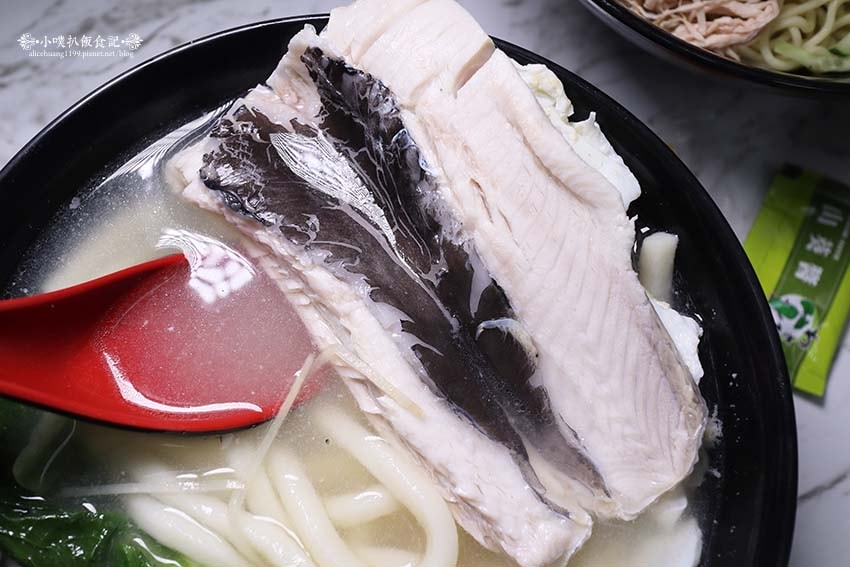 【新莊美食】『食在幸福-邱記 新莊民本店』新莊廣東粥、涼麵/ 【新莊美食】『食在幸福-邱記 新莊民本店』新莊廣東粥、涼麵/