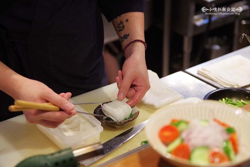 【桃園美食】『三石居酒屋』近桃園火車站、桃園大廟/彷彿一秒飛 【桃園美食】『三石居酒屋』近桃園火車站、桃園大廟/彷彿一秒飛